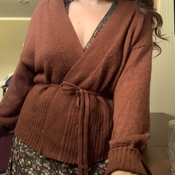 Abercrombie & Fitch tie wrap Cardigan - Picture 1 of 3